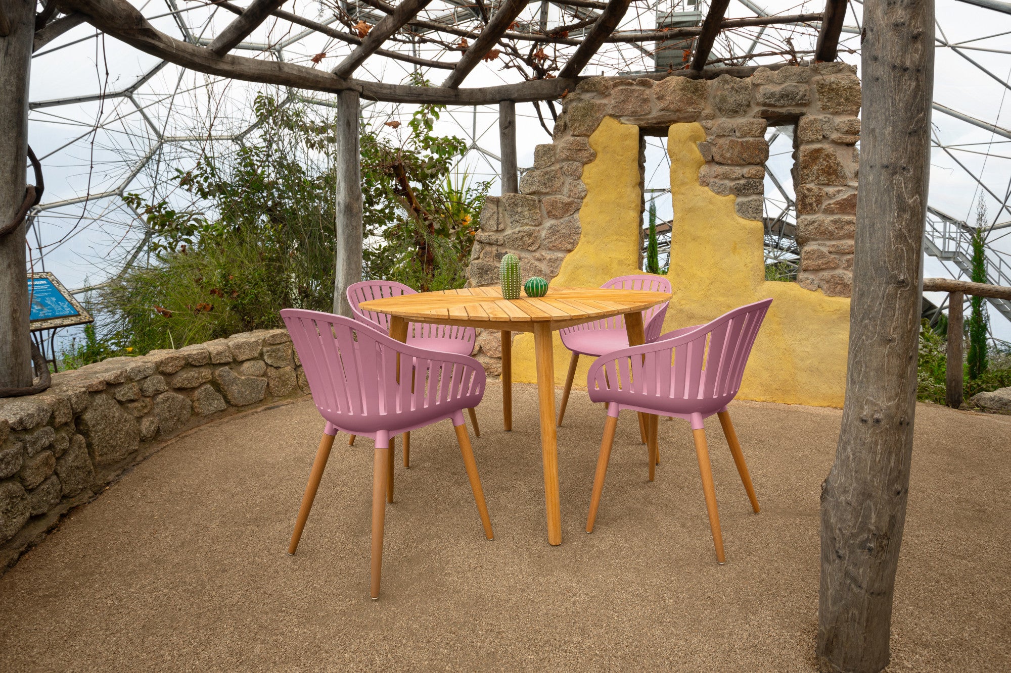 Brand Spotlight: LifestyleGarden Outdoor Furniture