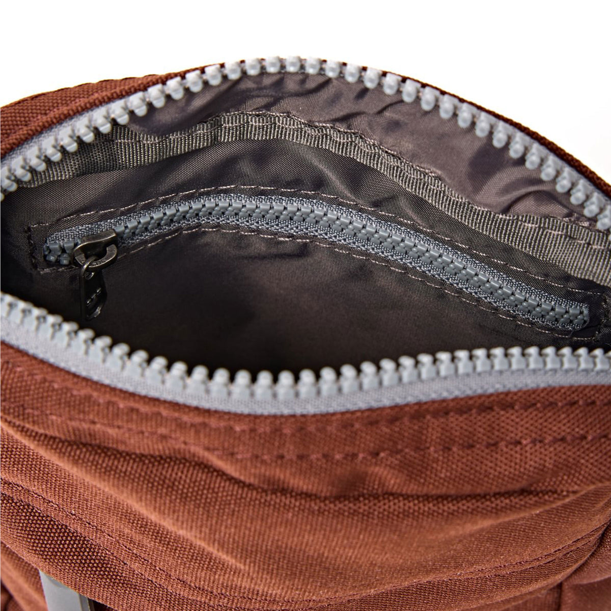 Bond crossbody bag