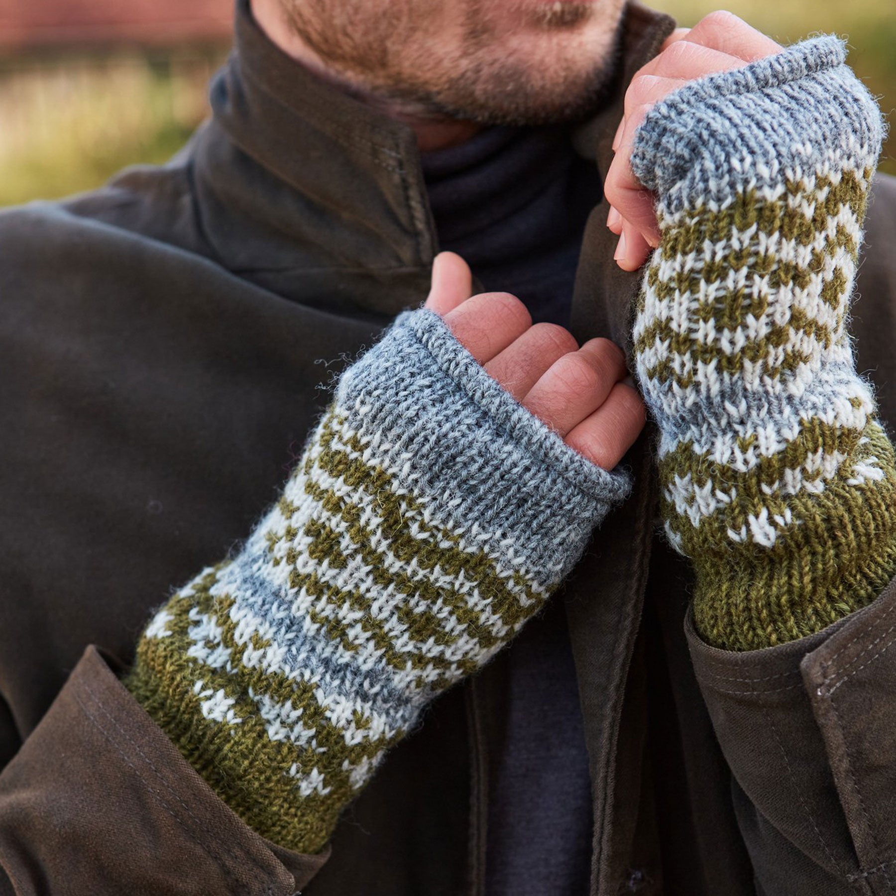 Mens jorvik moss wristwarmer