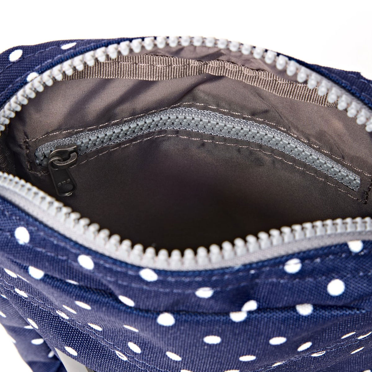 Bond crossbody bag