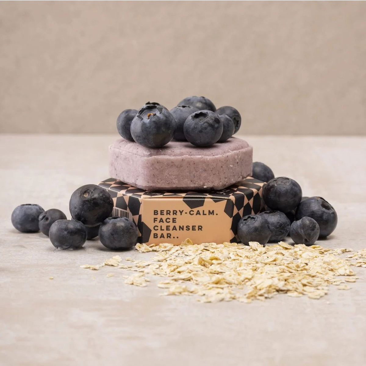 Berry-calm face cleanser bar