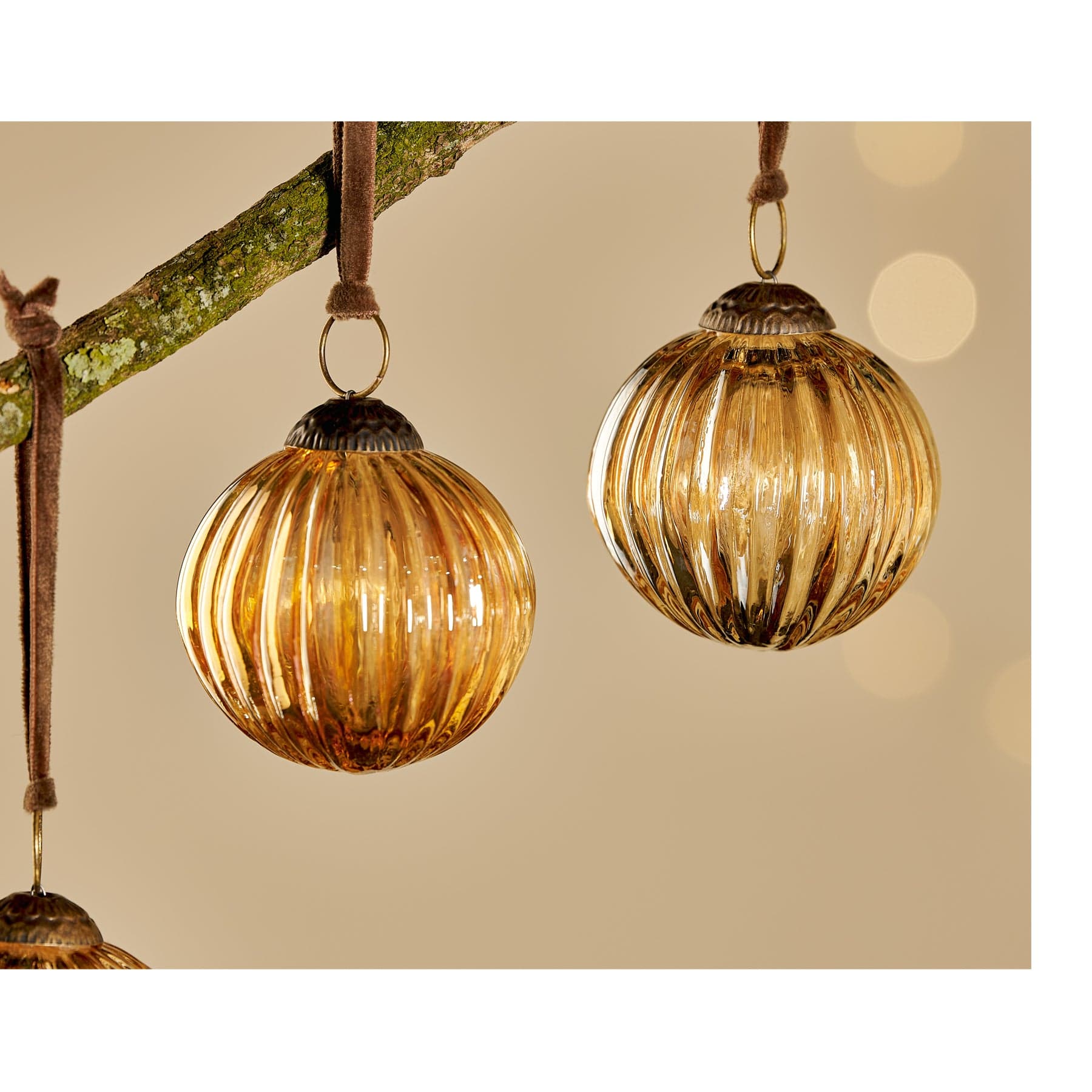 Betini bauble gold