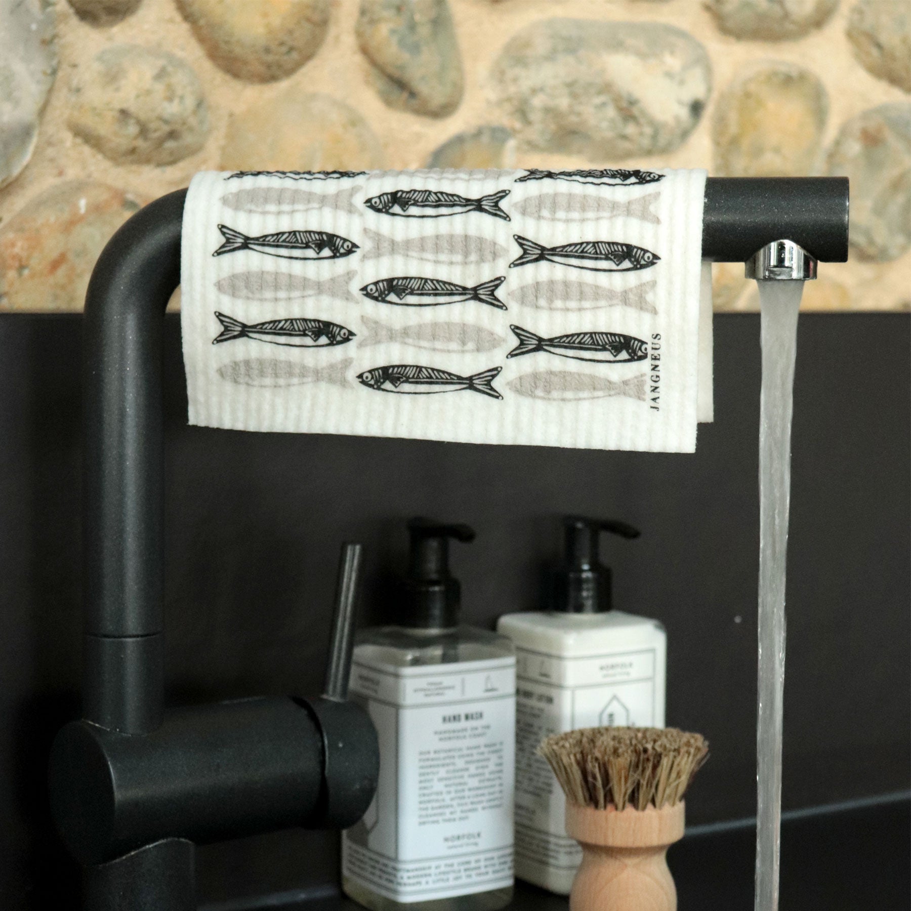 Black sardines dishcloth