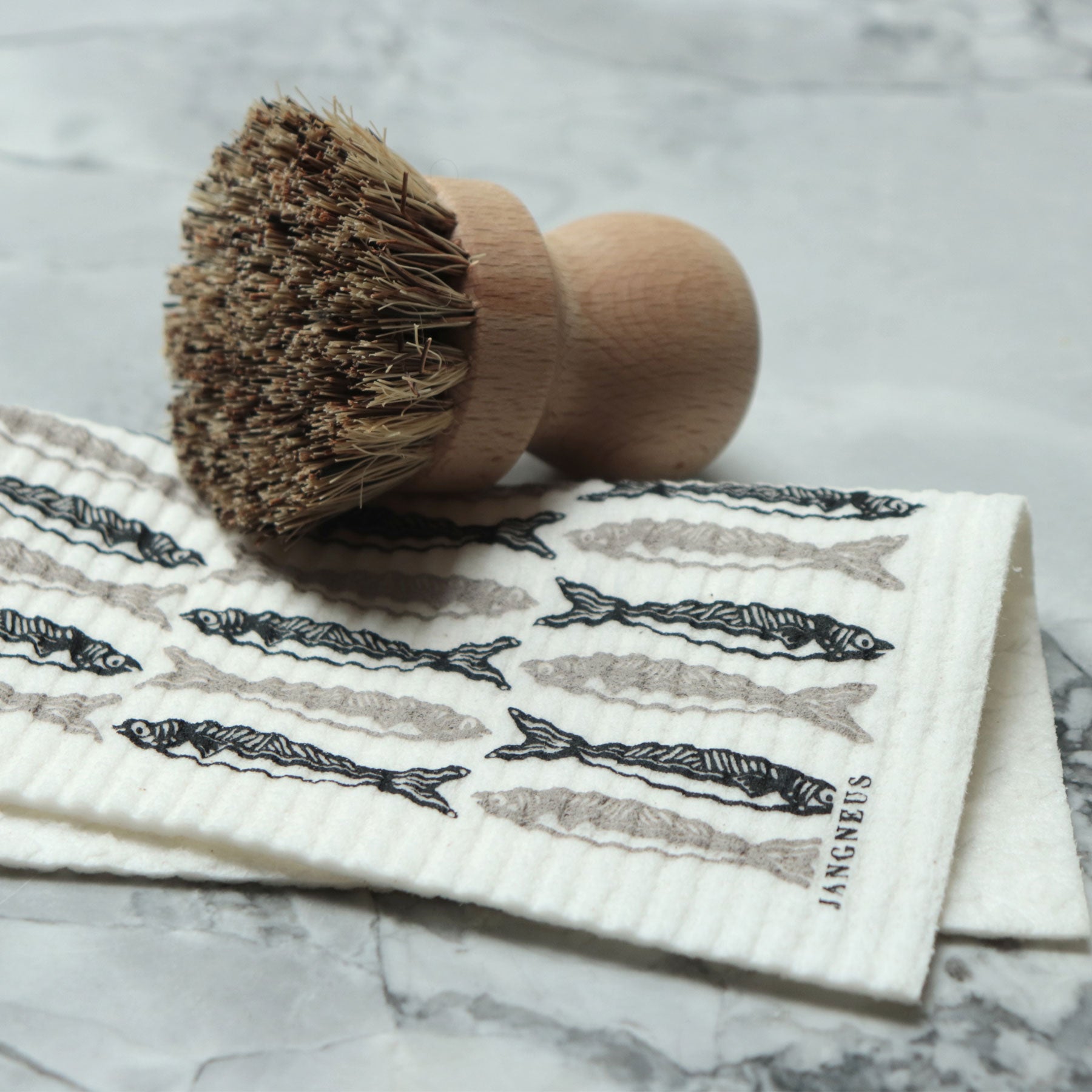 Black sardines dishcloth