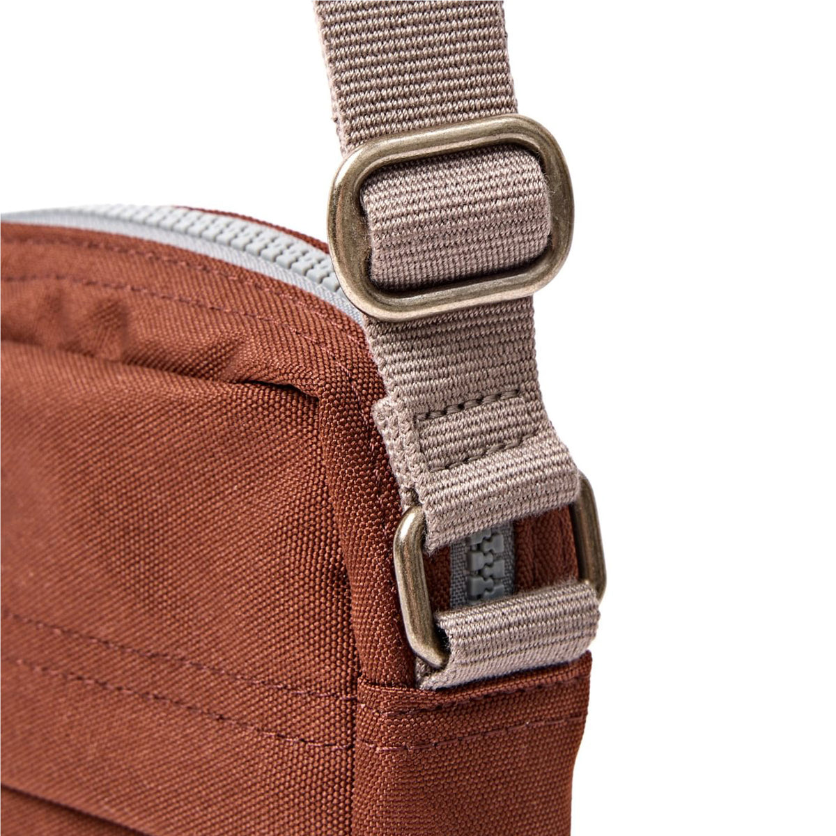 Bond crossbody bag