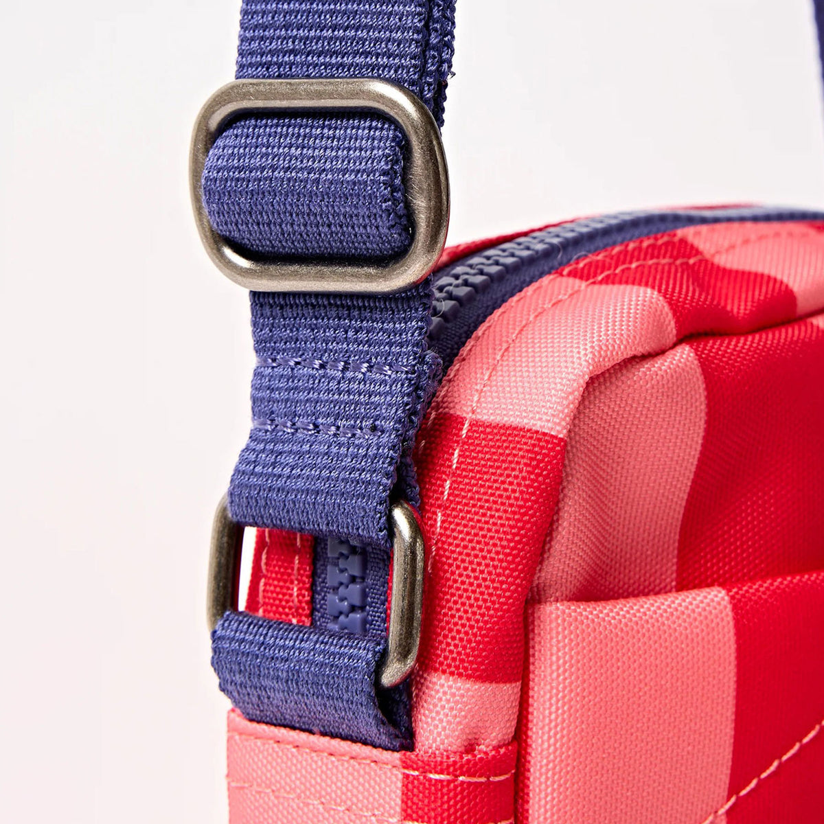 Bond crossbody bag