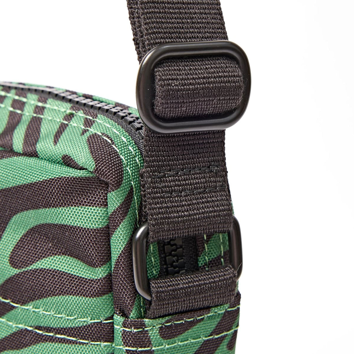 Bond crossbody bag