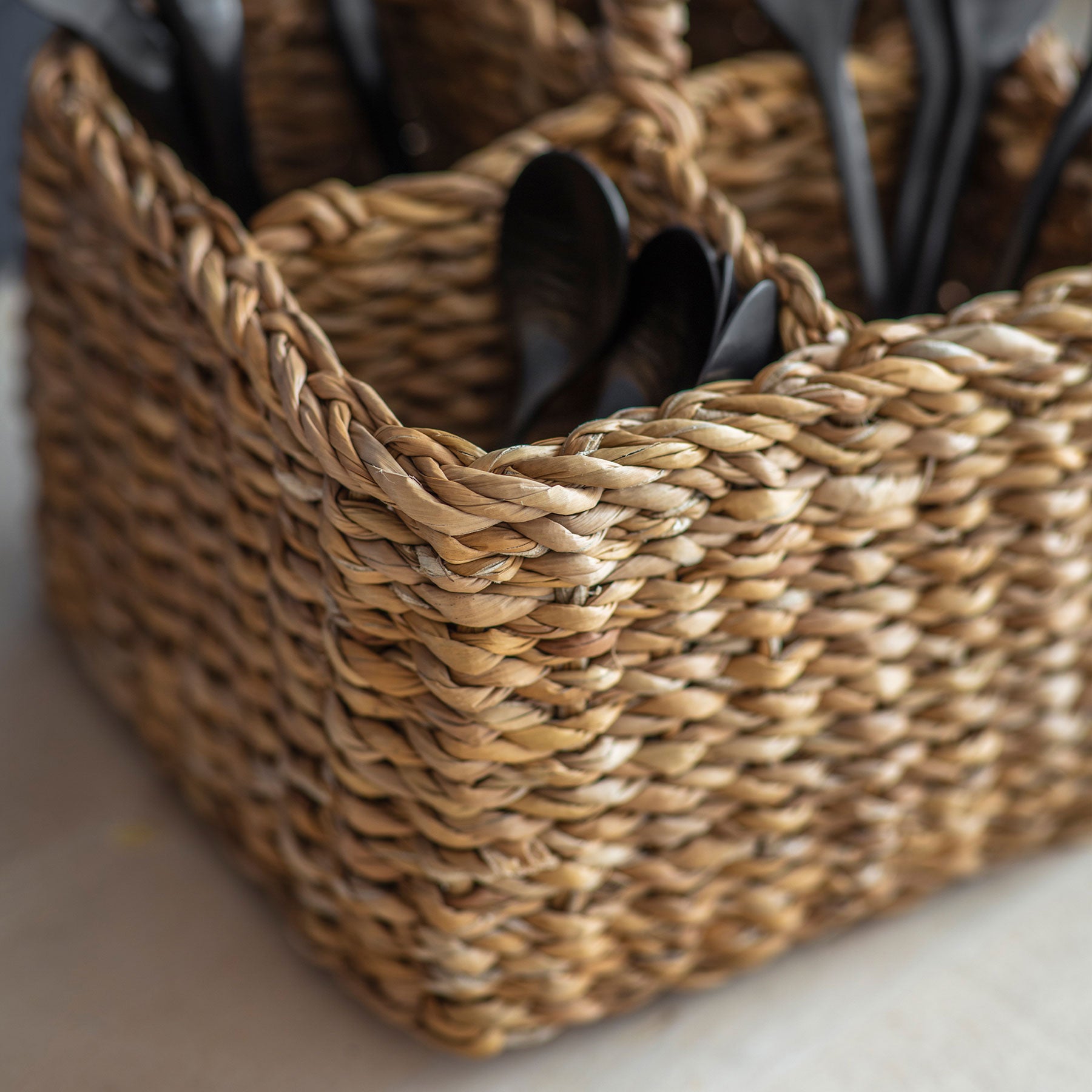Brading cutlery holder natural