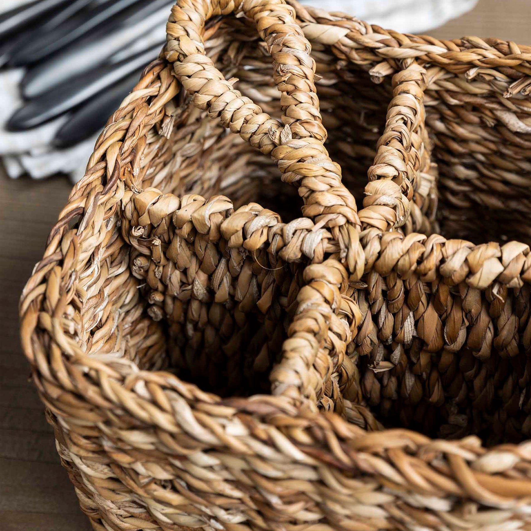 Brading cutlery holder natural