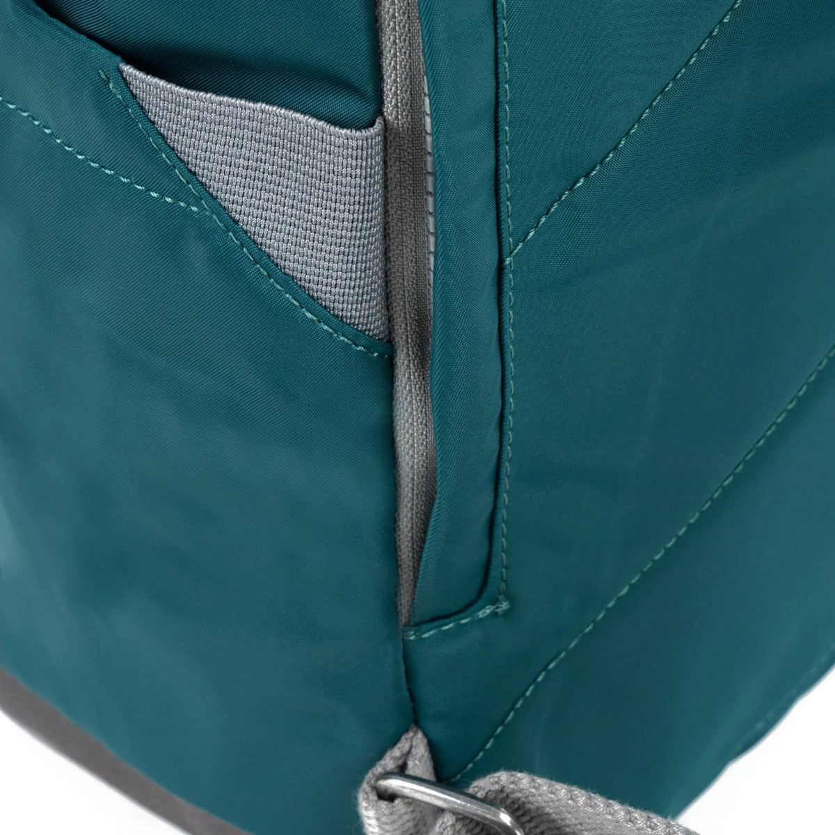 Canfield B medium backpack