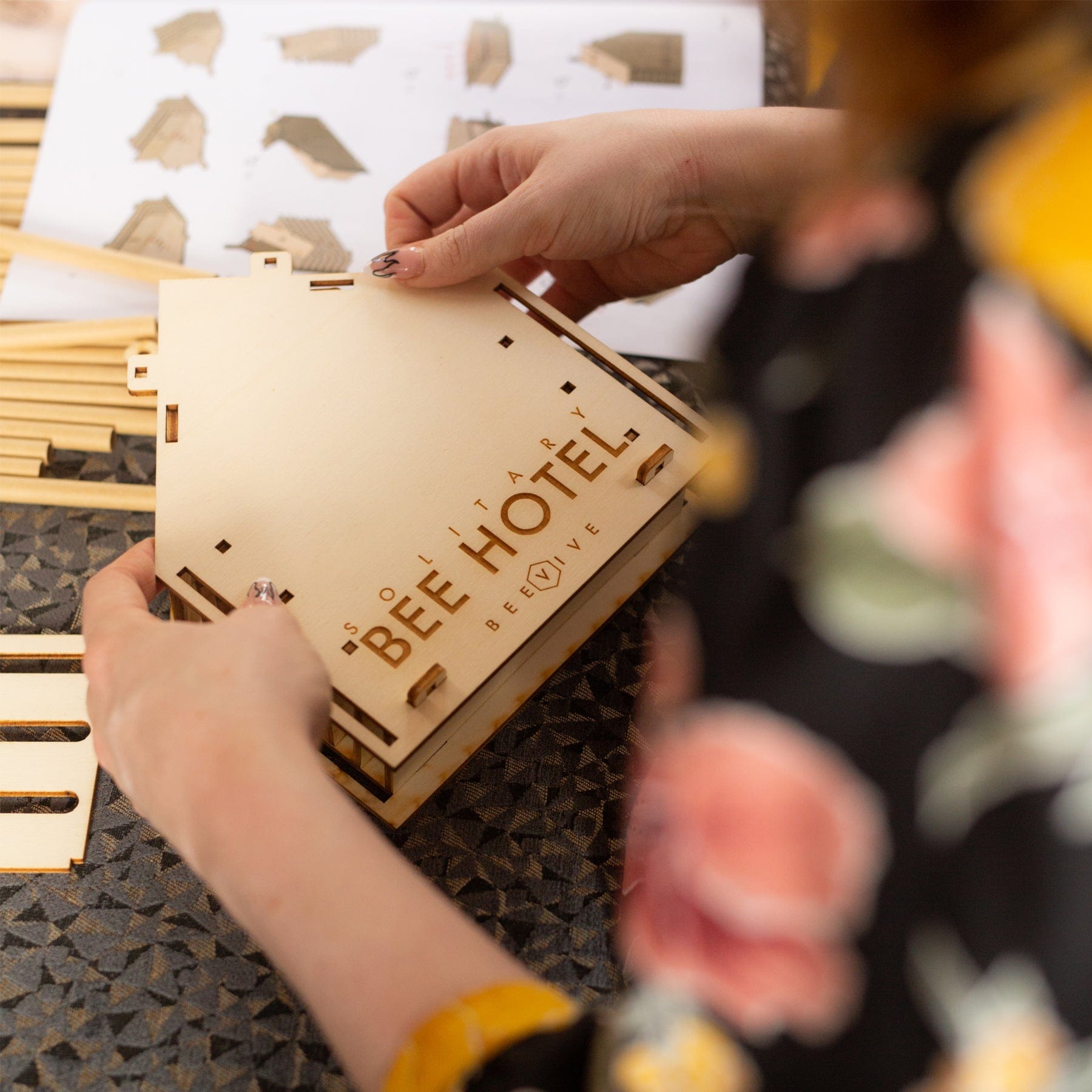 DIY bee hotel kit