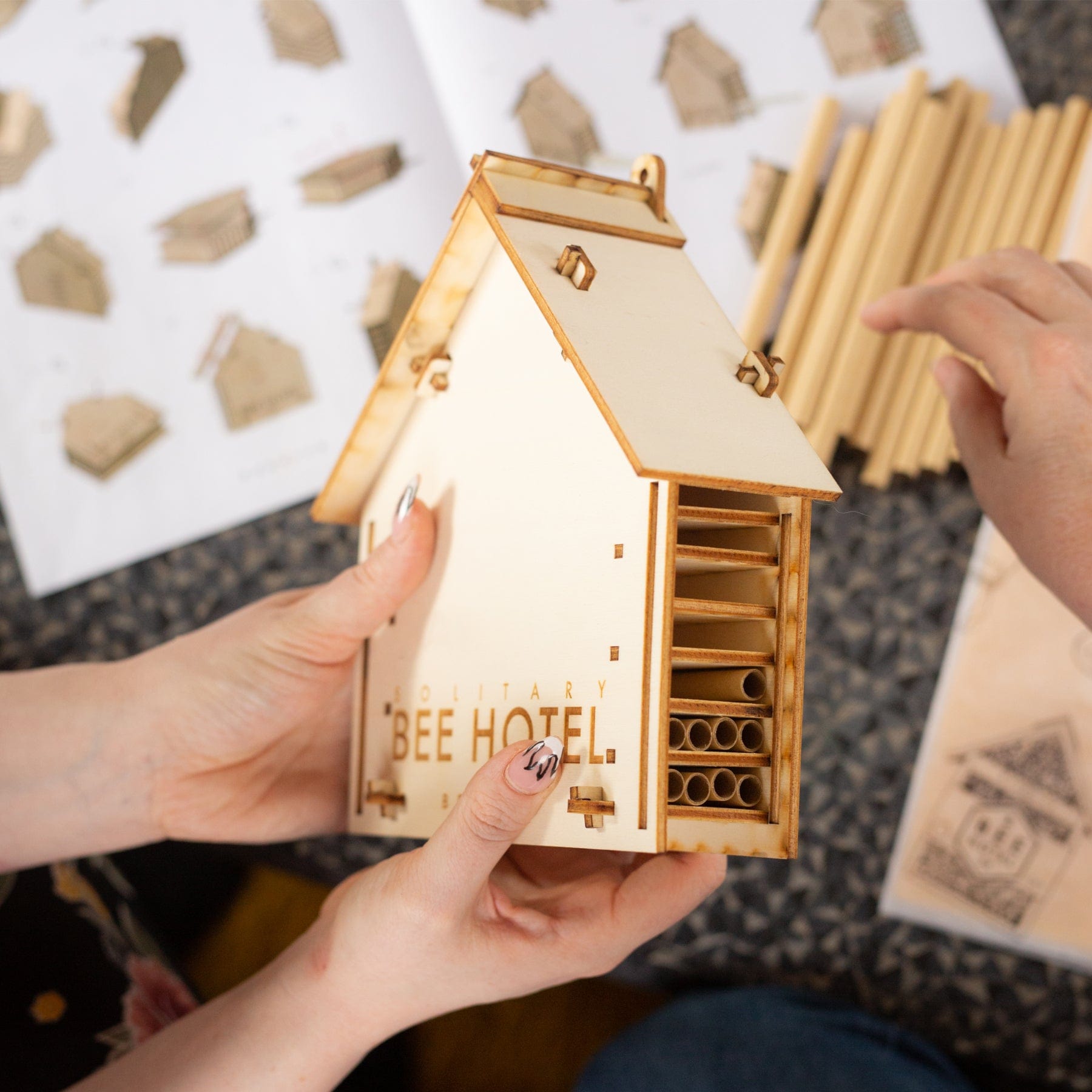 DIY bee hotel kit