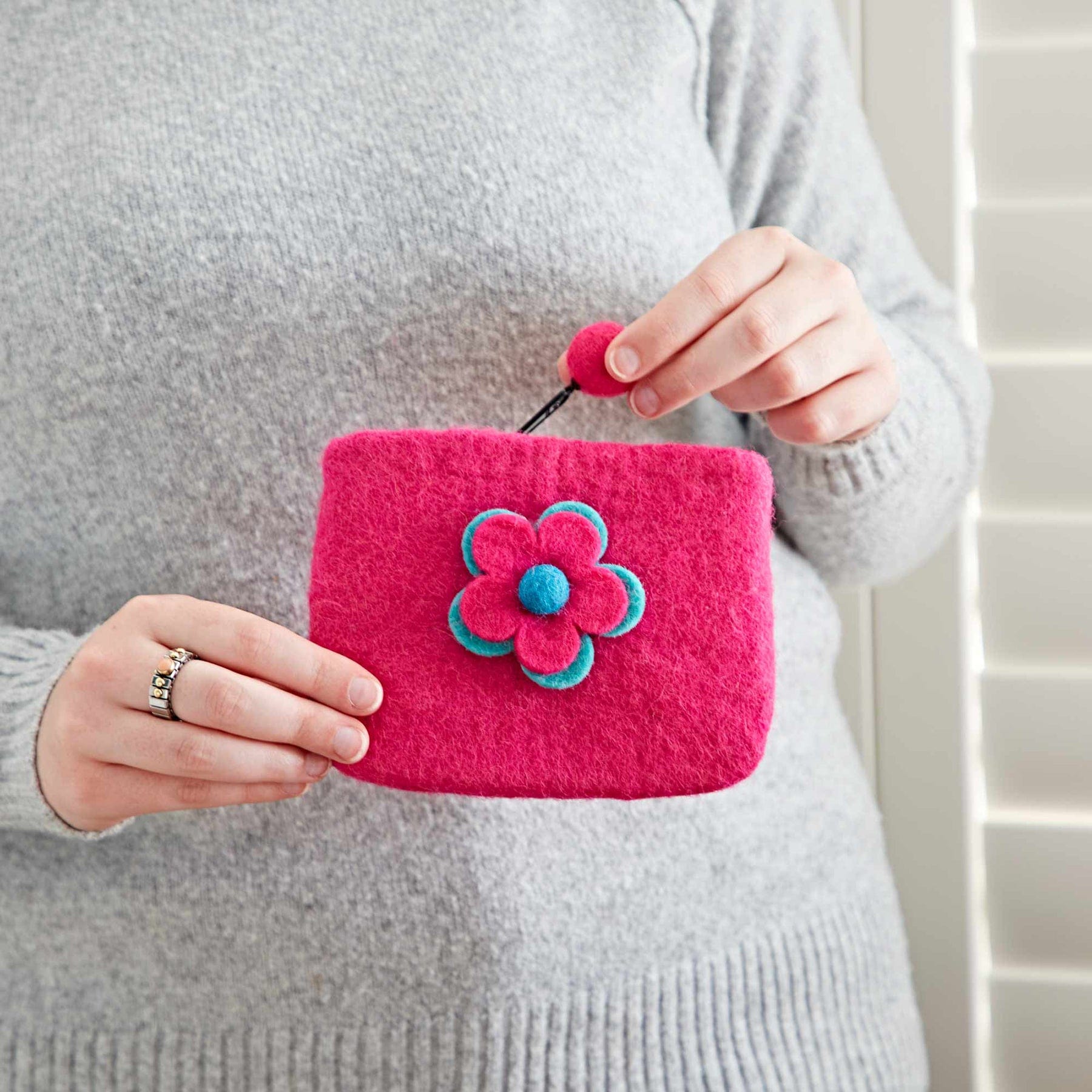 Felt purse (sold singly)