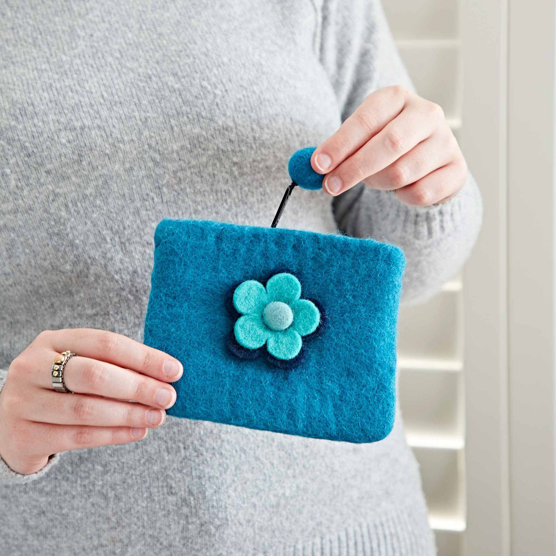 Felt purse (sold singly)