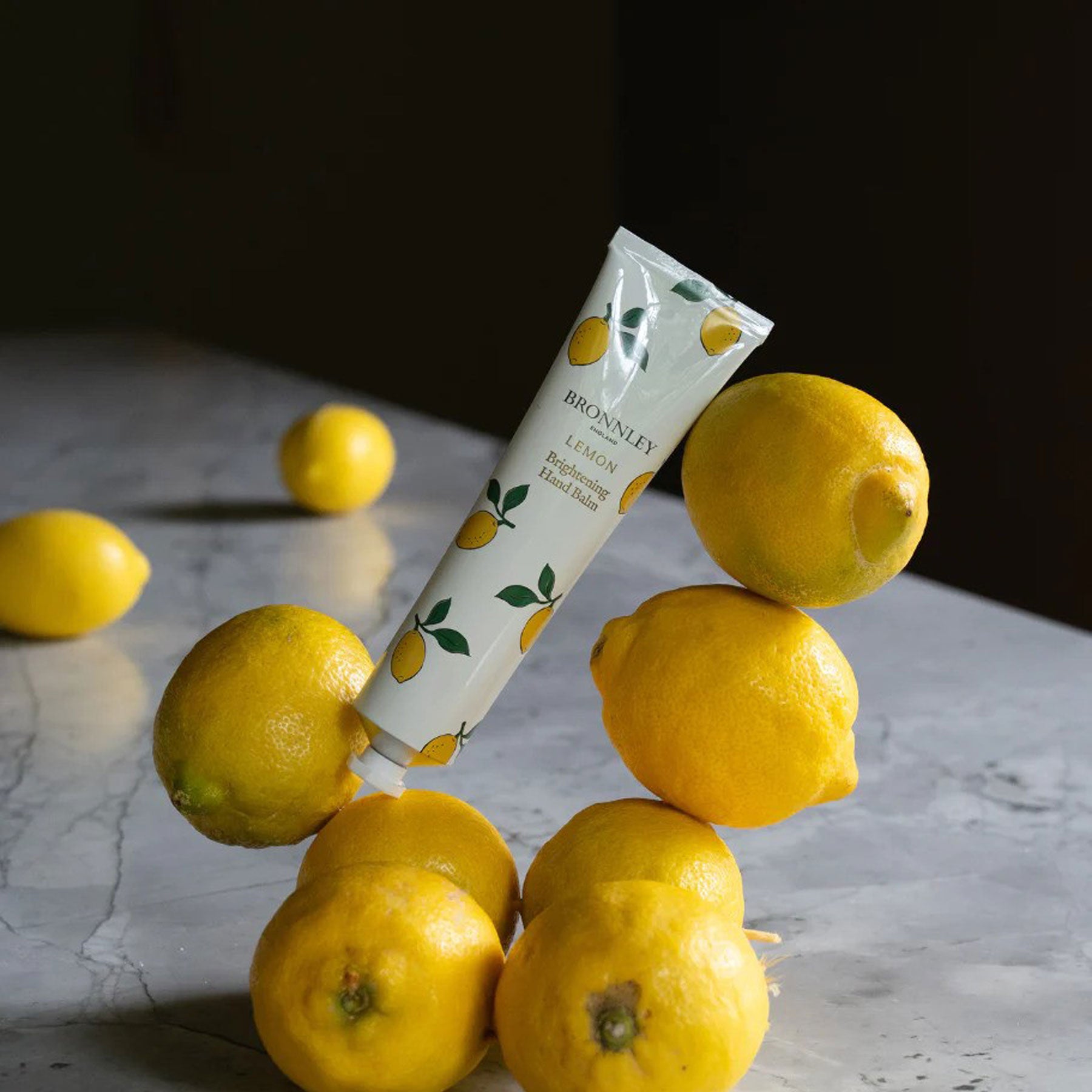 Lemon brightening hand balm 75ml
