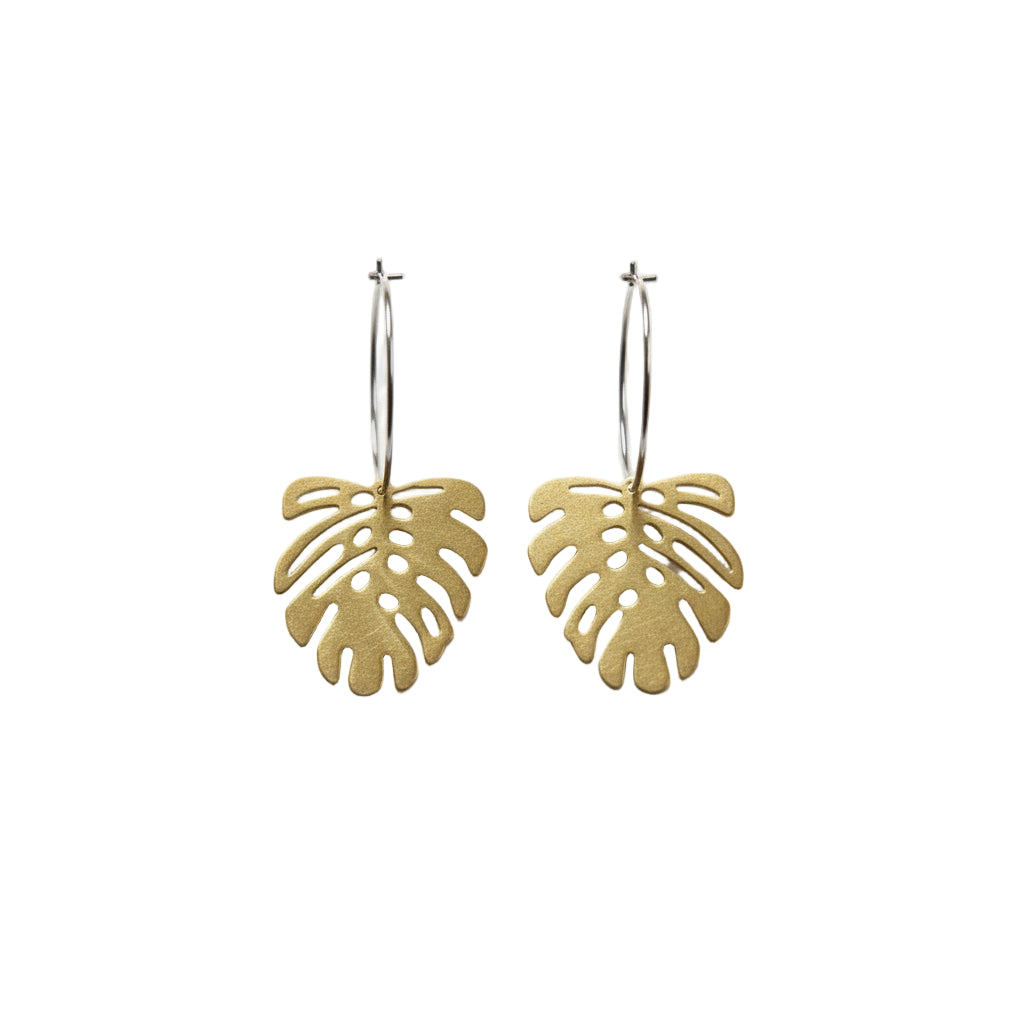 Medium brass earrings monstera