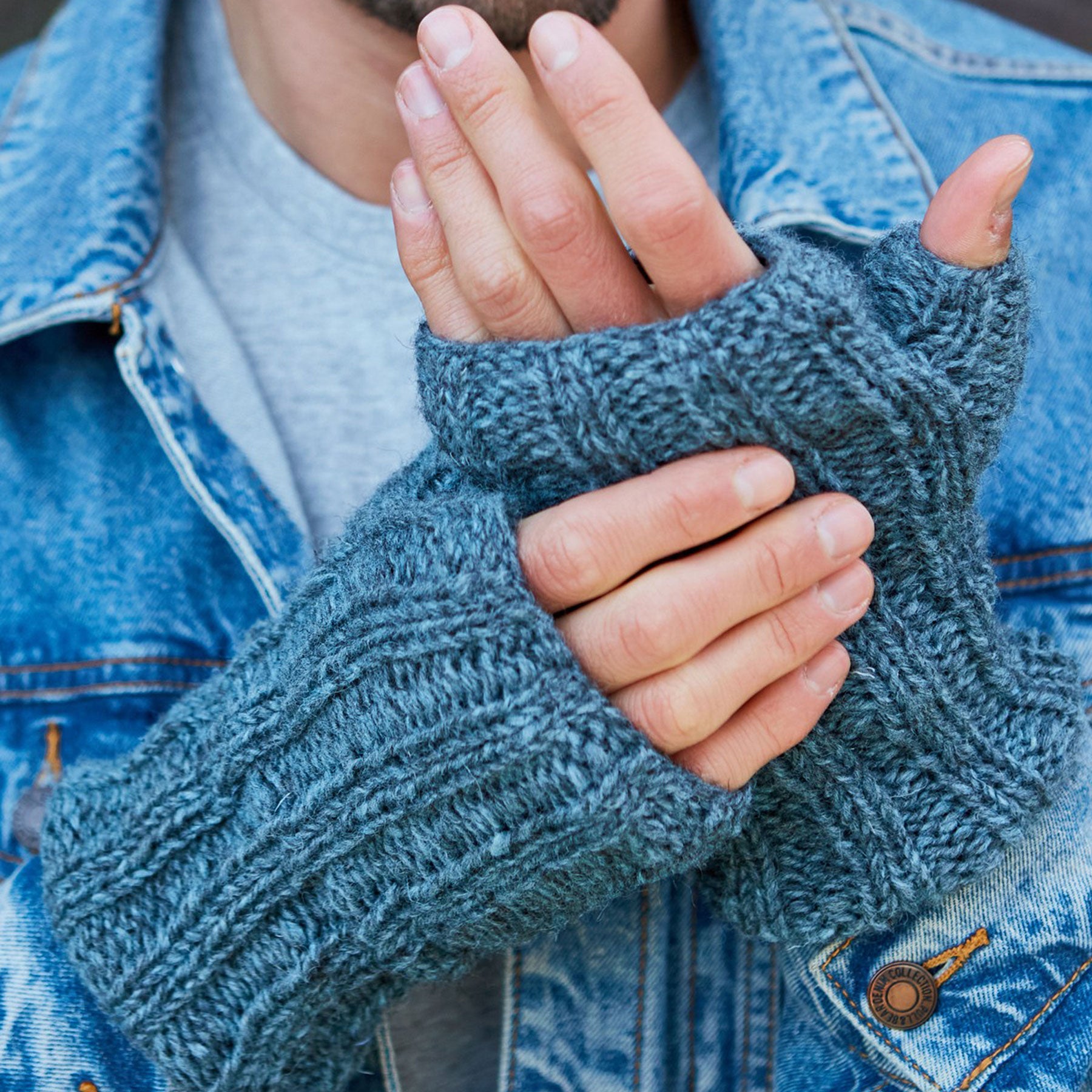 Mens shetland steel wristwarmer