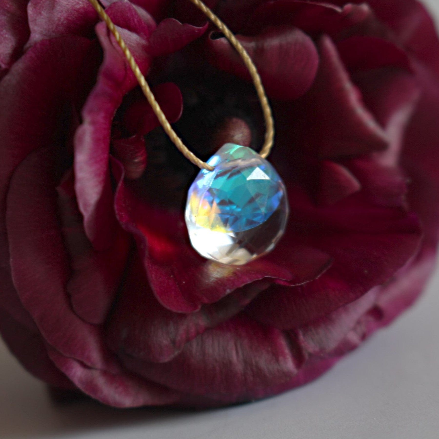 Rainbow quartz necklace