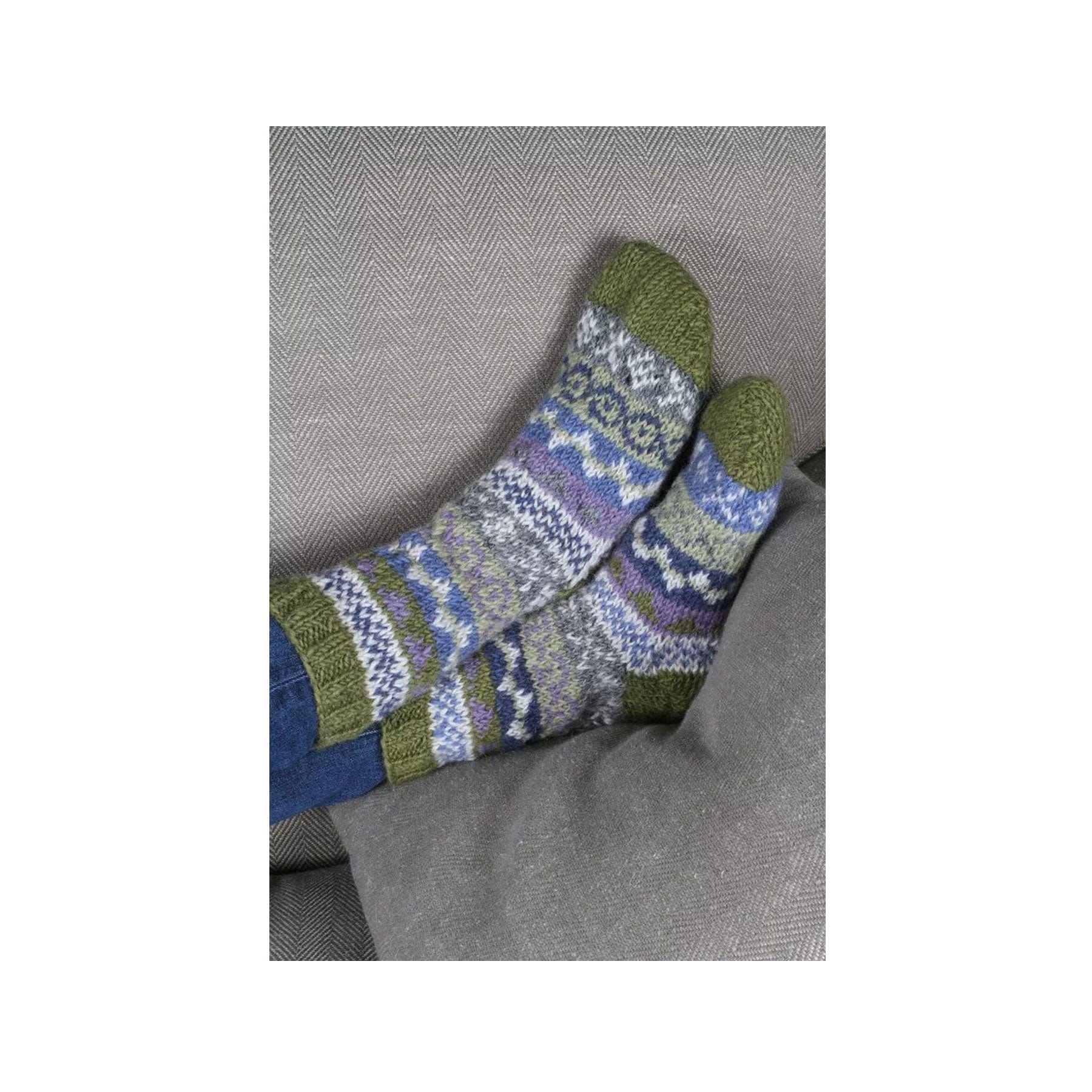 Womens classic fairisle olive sofa socks