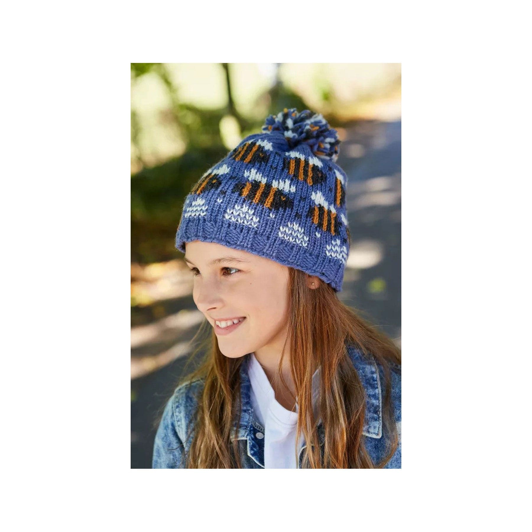 Kids beehive bobble beanie