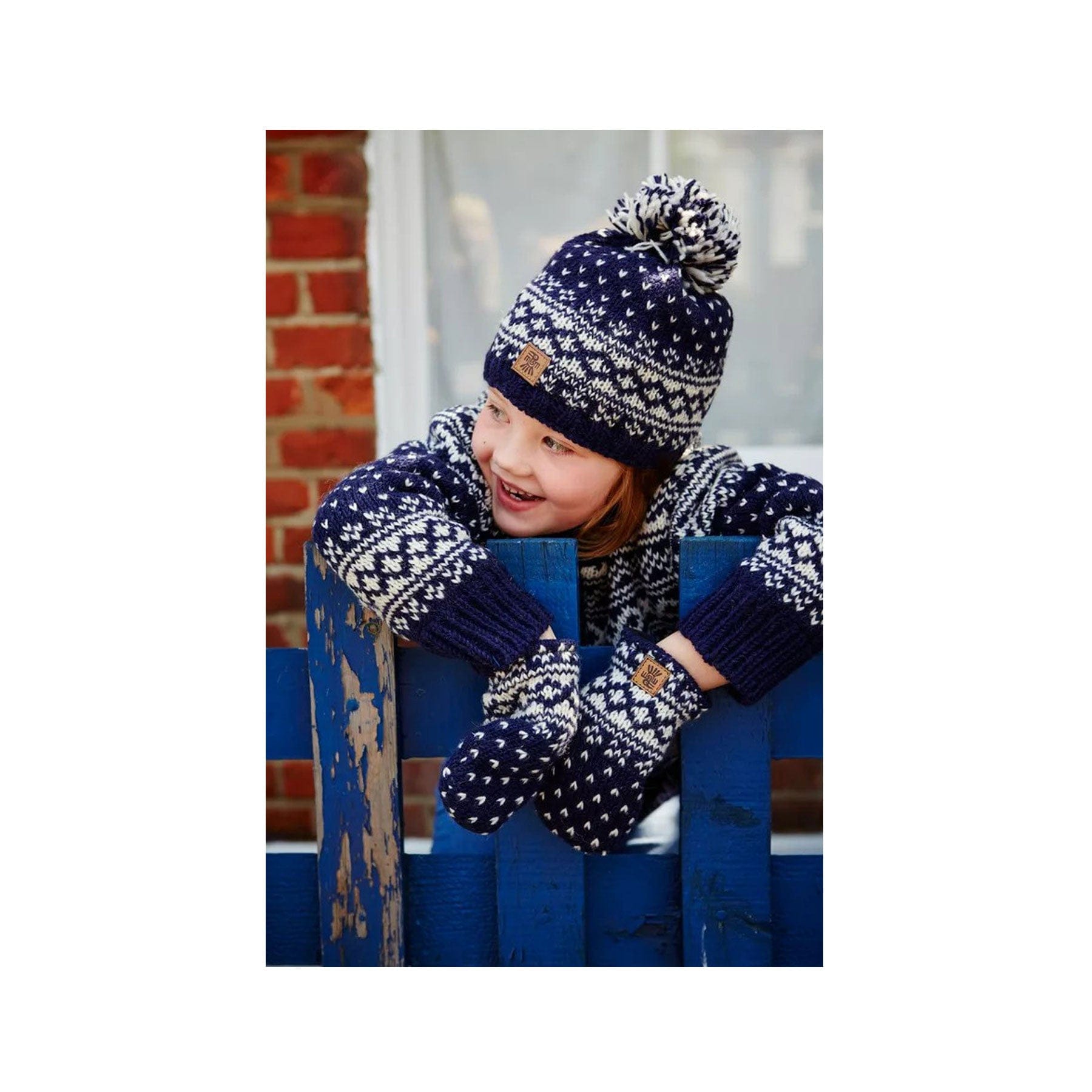 Kids bergen bobble beanie