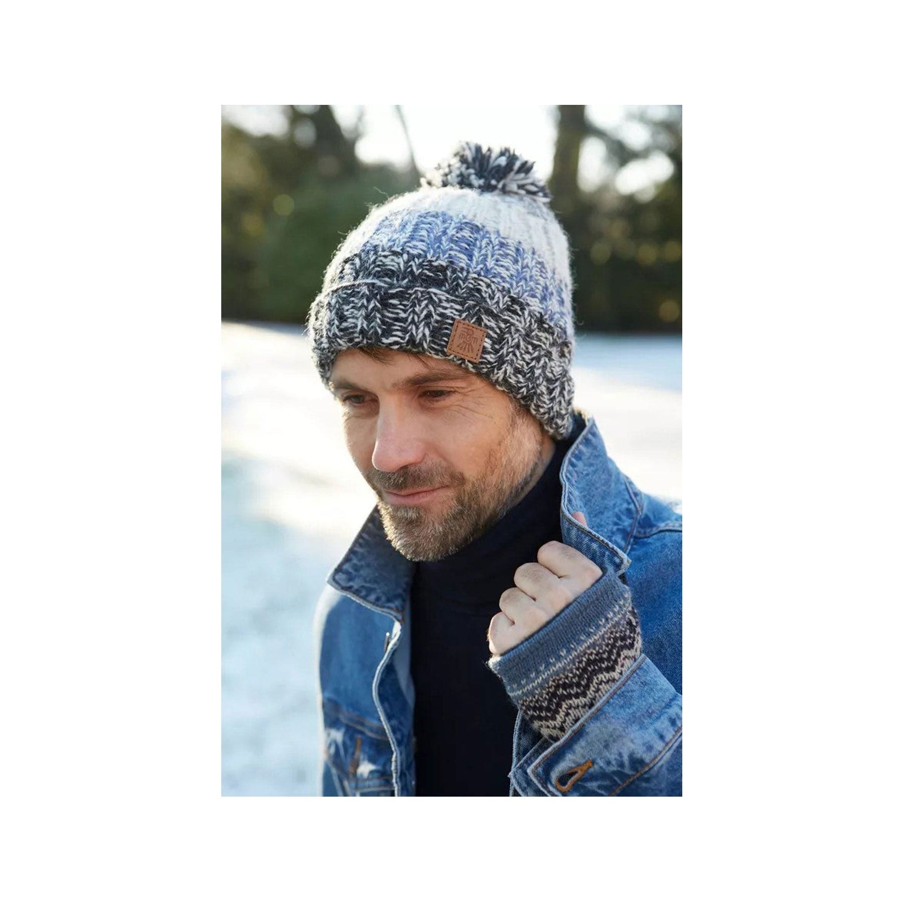 Mens bruges blue bobble beanie