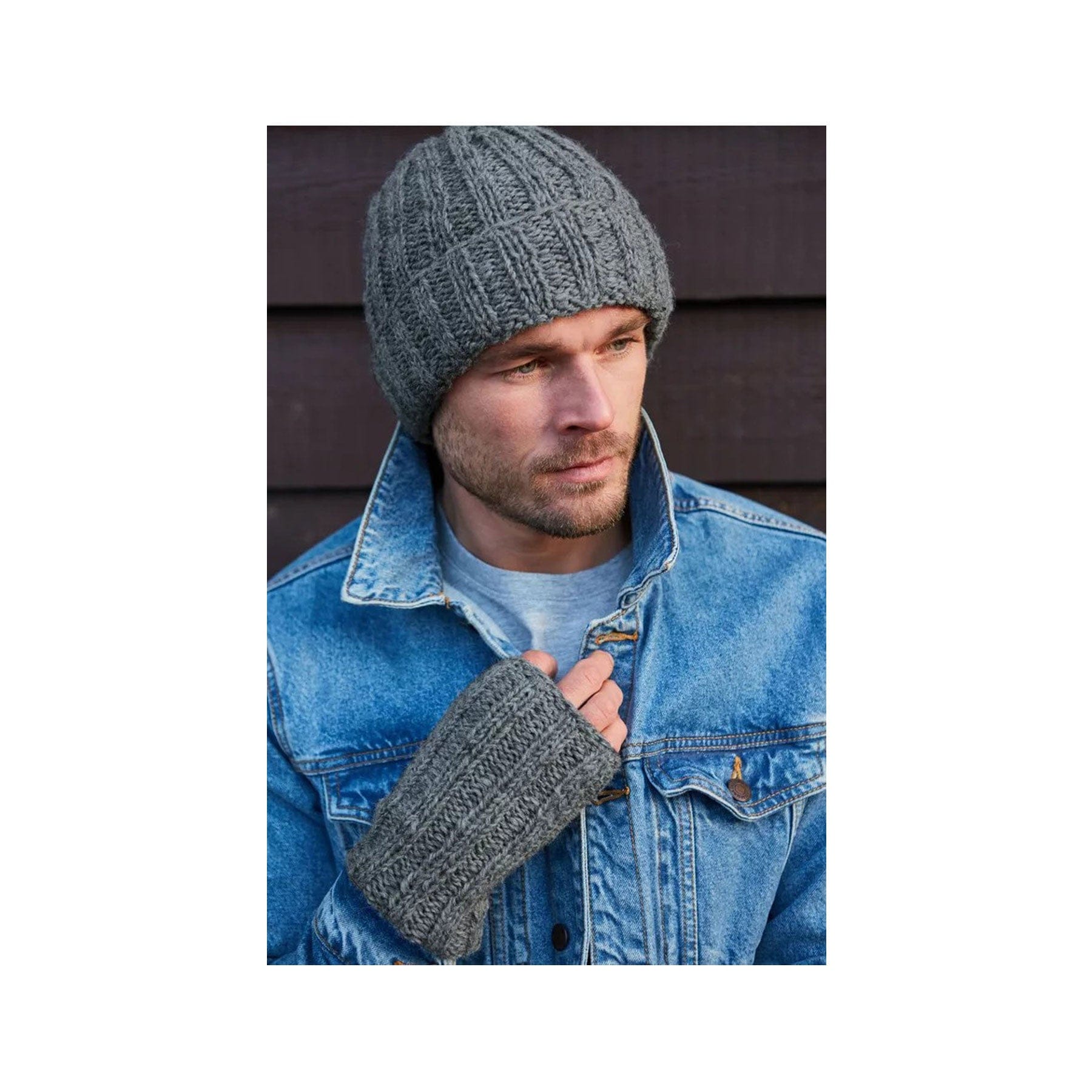 Mens shetland grey wristwarmer