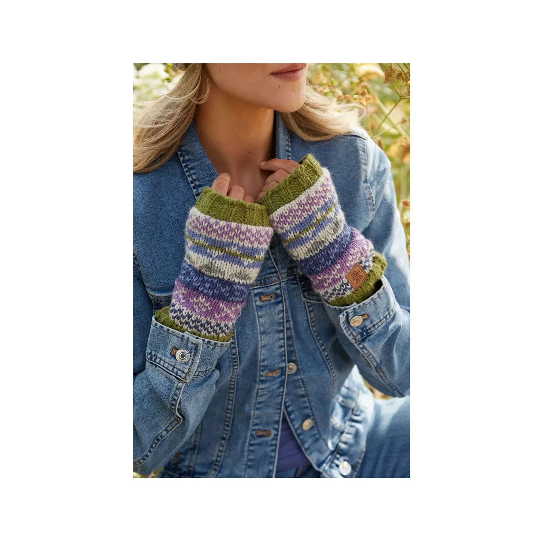 Womens classic fairisle olive handwarmers