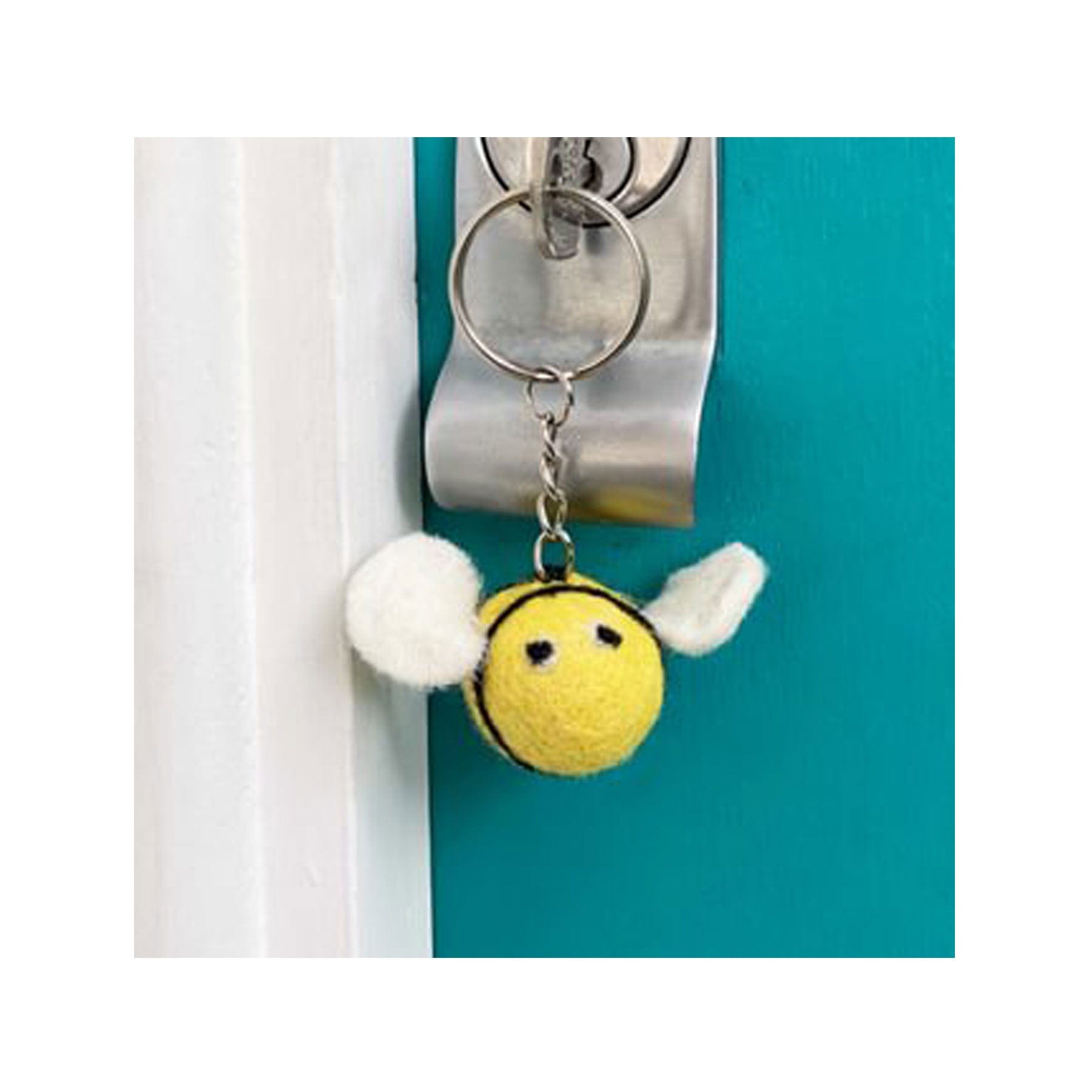 Felt bee keyring