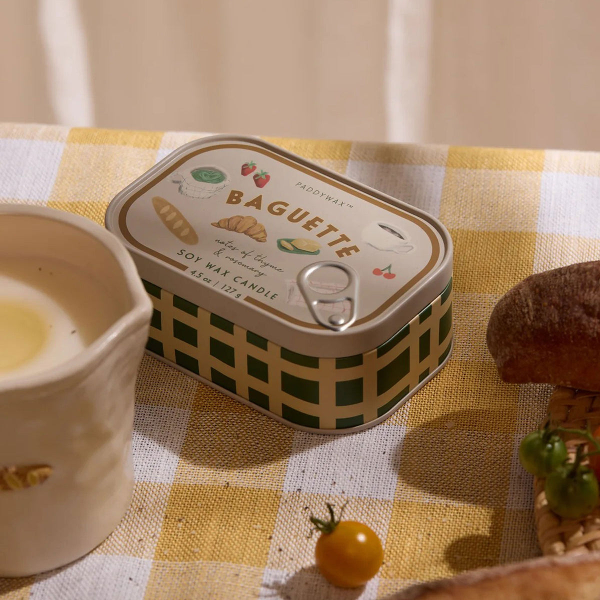 Baguette tin candle