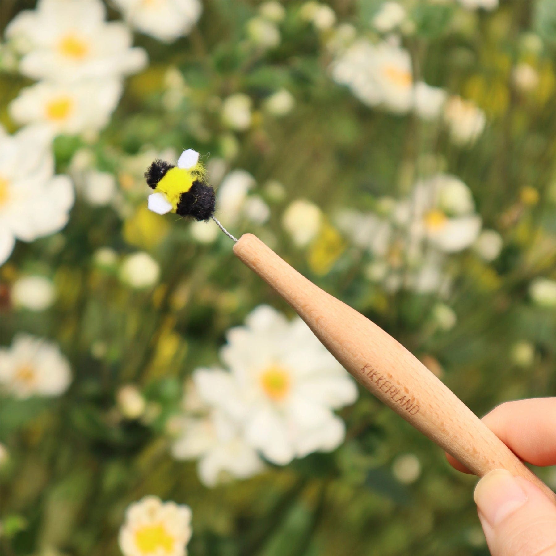 Pollination wand