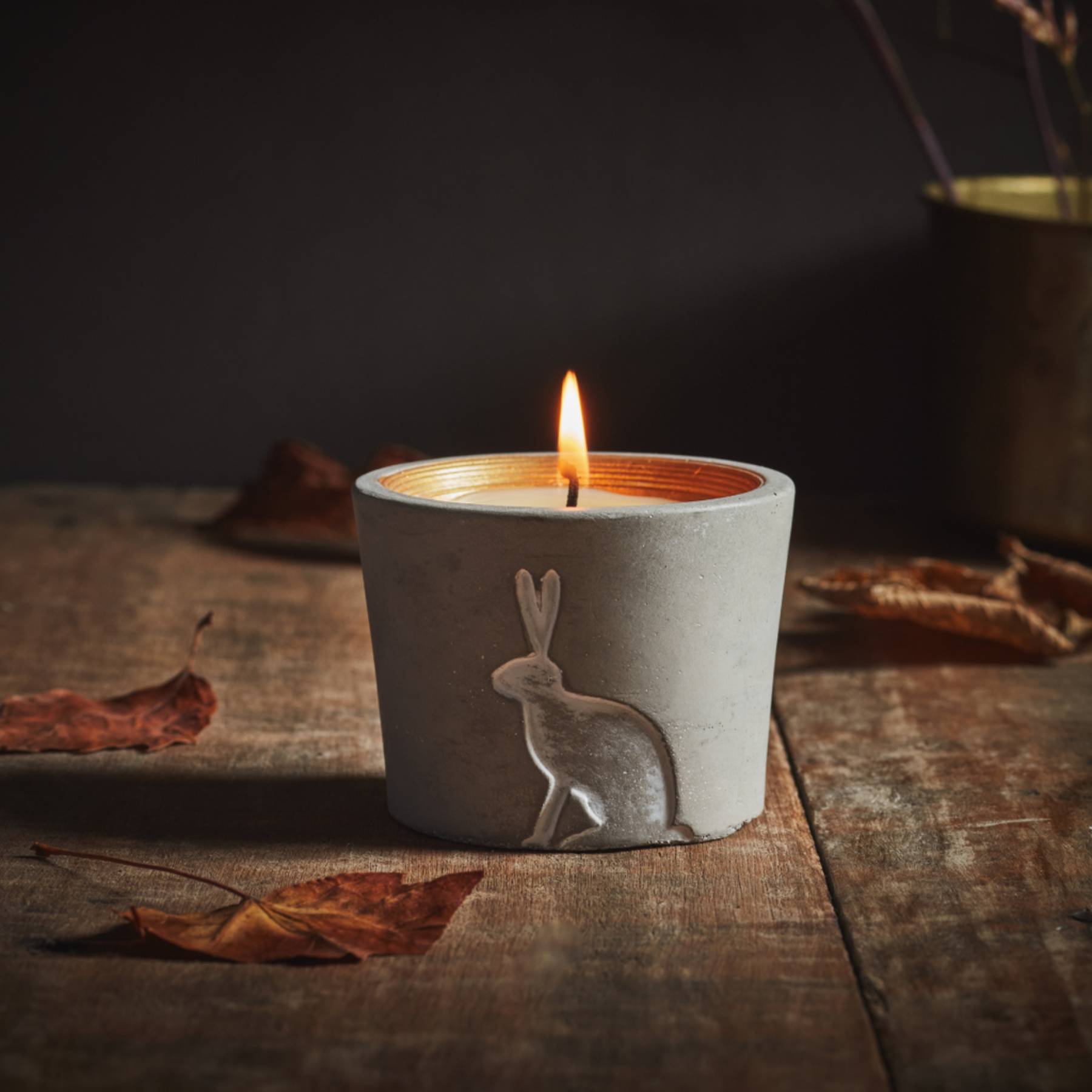 Winter thyme hare pot candle