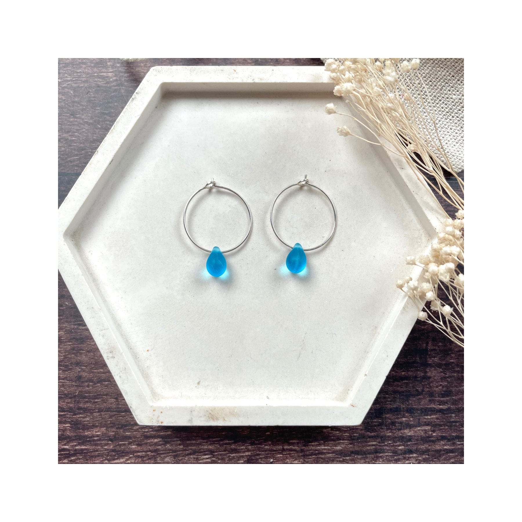 Teardrop earrings aqua