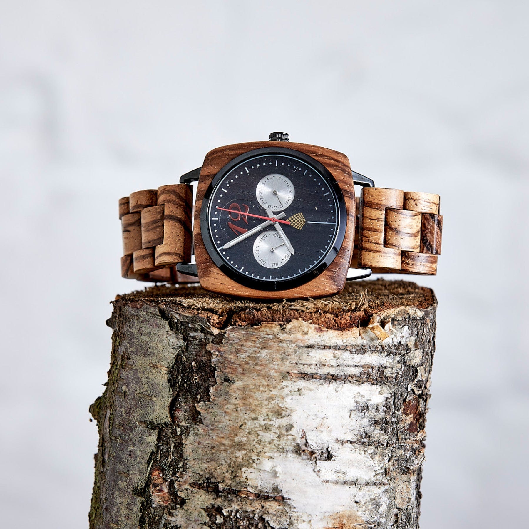 The Oak wood watch for men