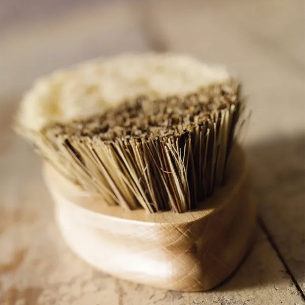 Vegetable brush