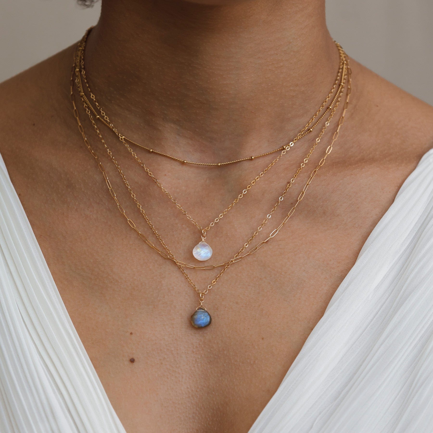 Rainbow moonstone pendant necklace