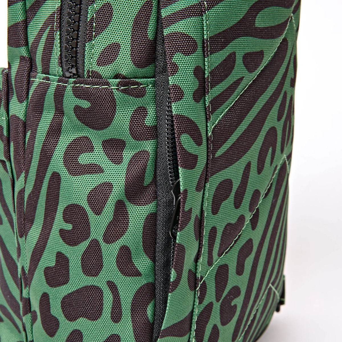 Willesden sling bag