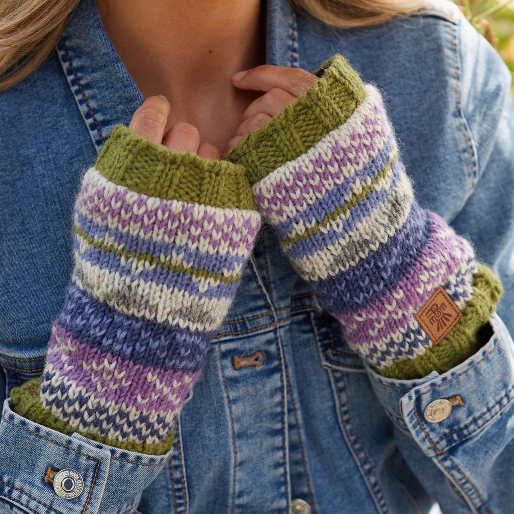 Womens classic fairisle olive handwarmers