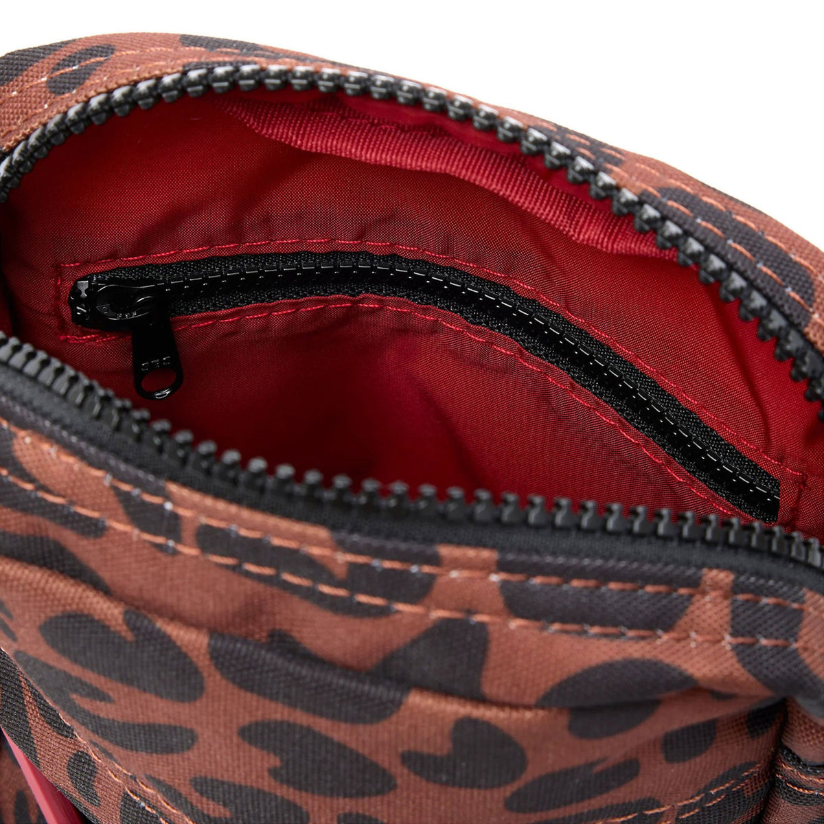 Bond crossbody bag
