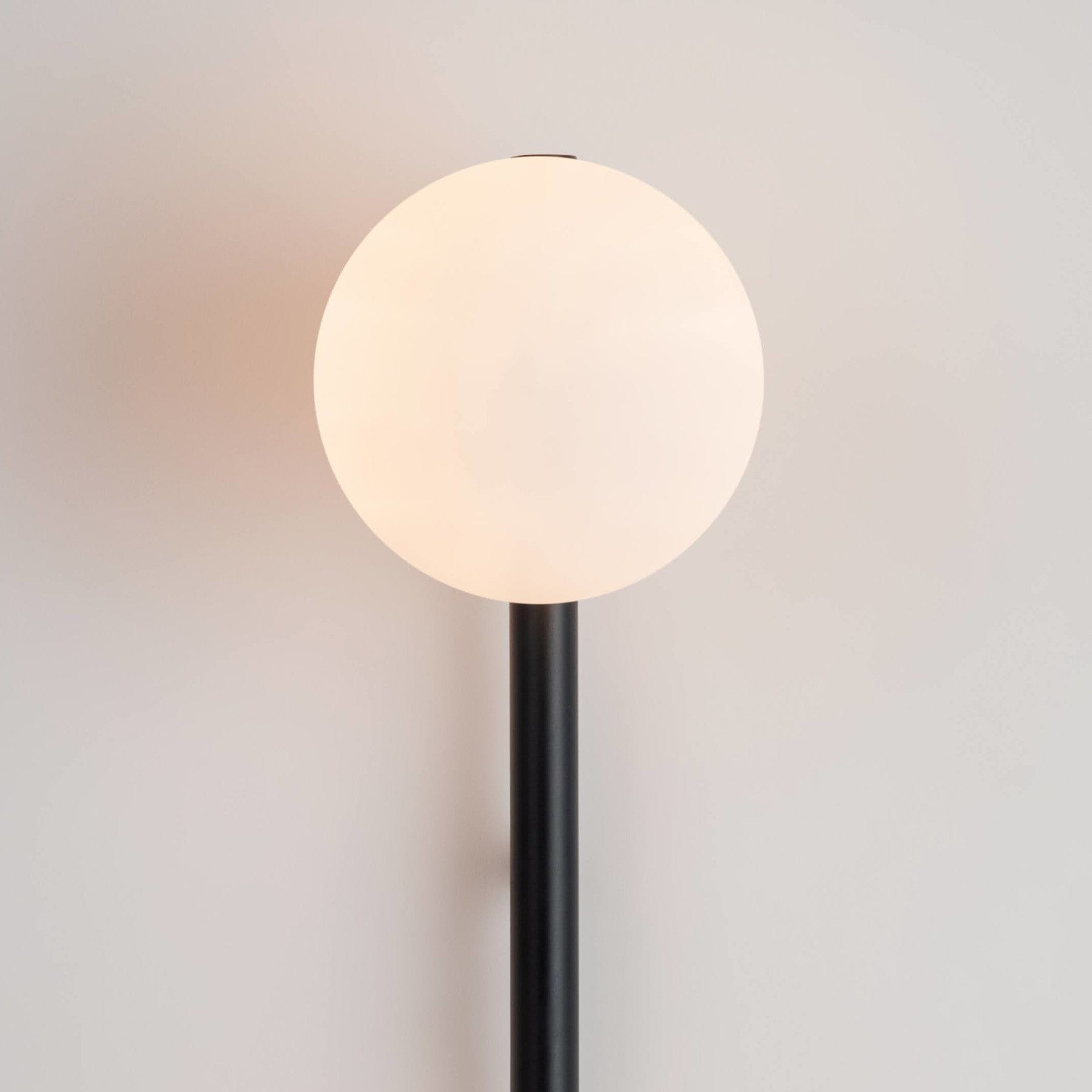 Bar opal ball wall light