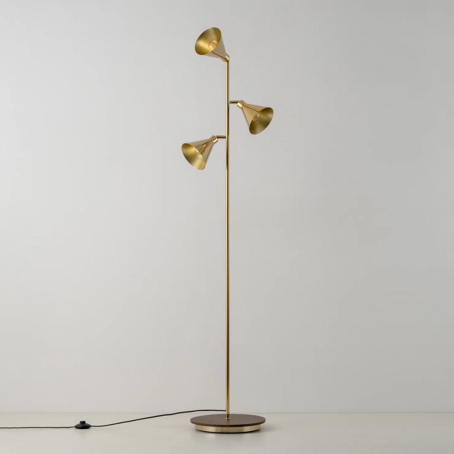 Cone floor lamp - brass