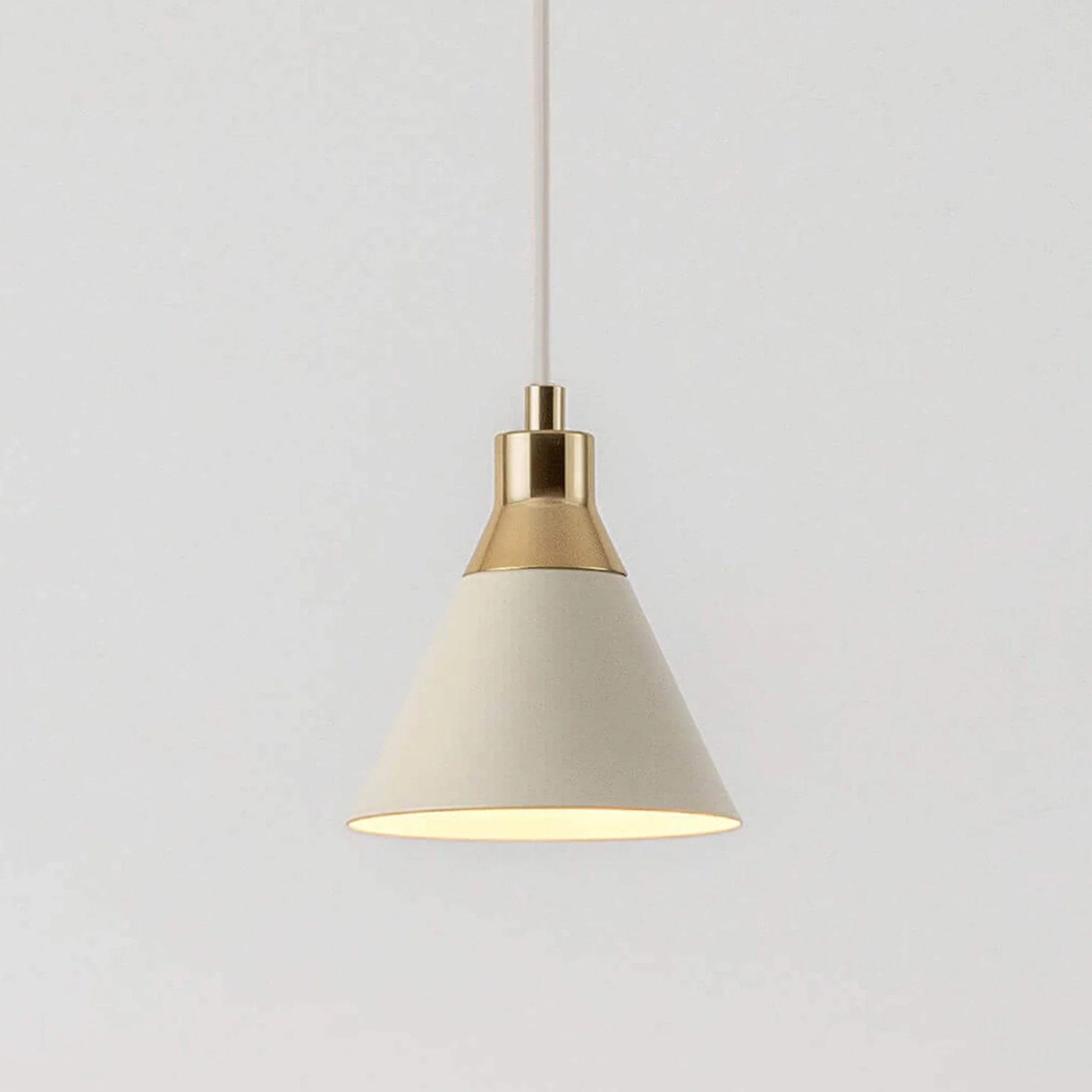 Cone pendant ceiling light