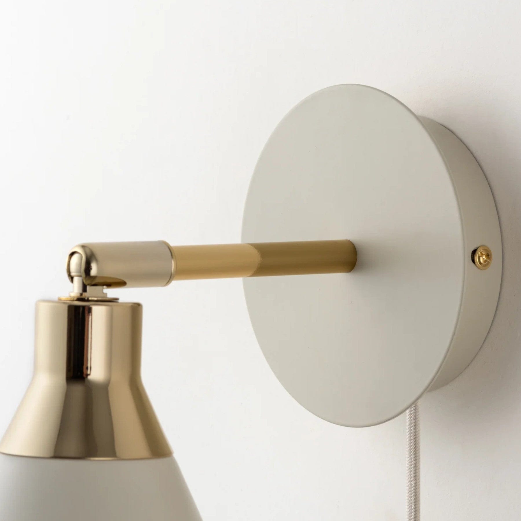 Cone wall light plug in - sand