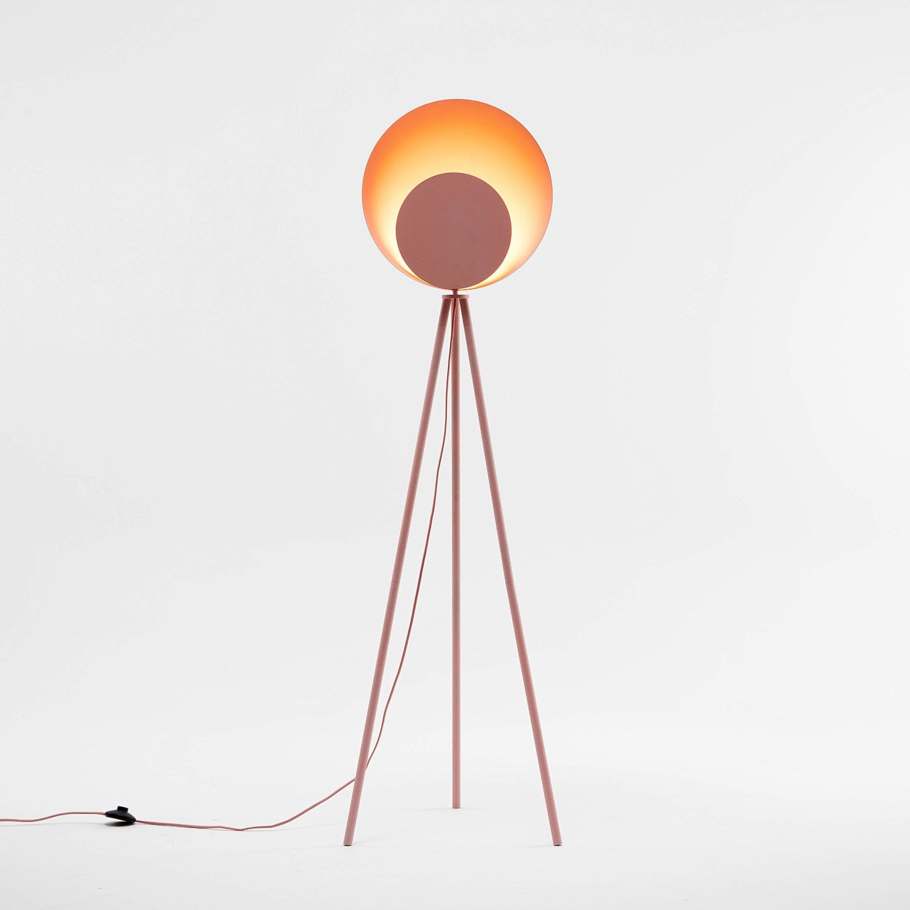 Diffuser floor lamp