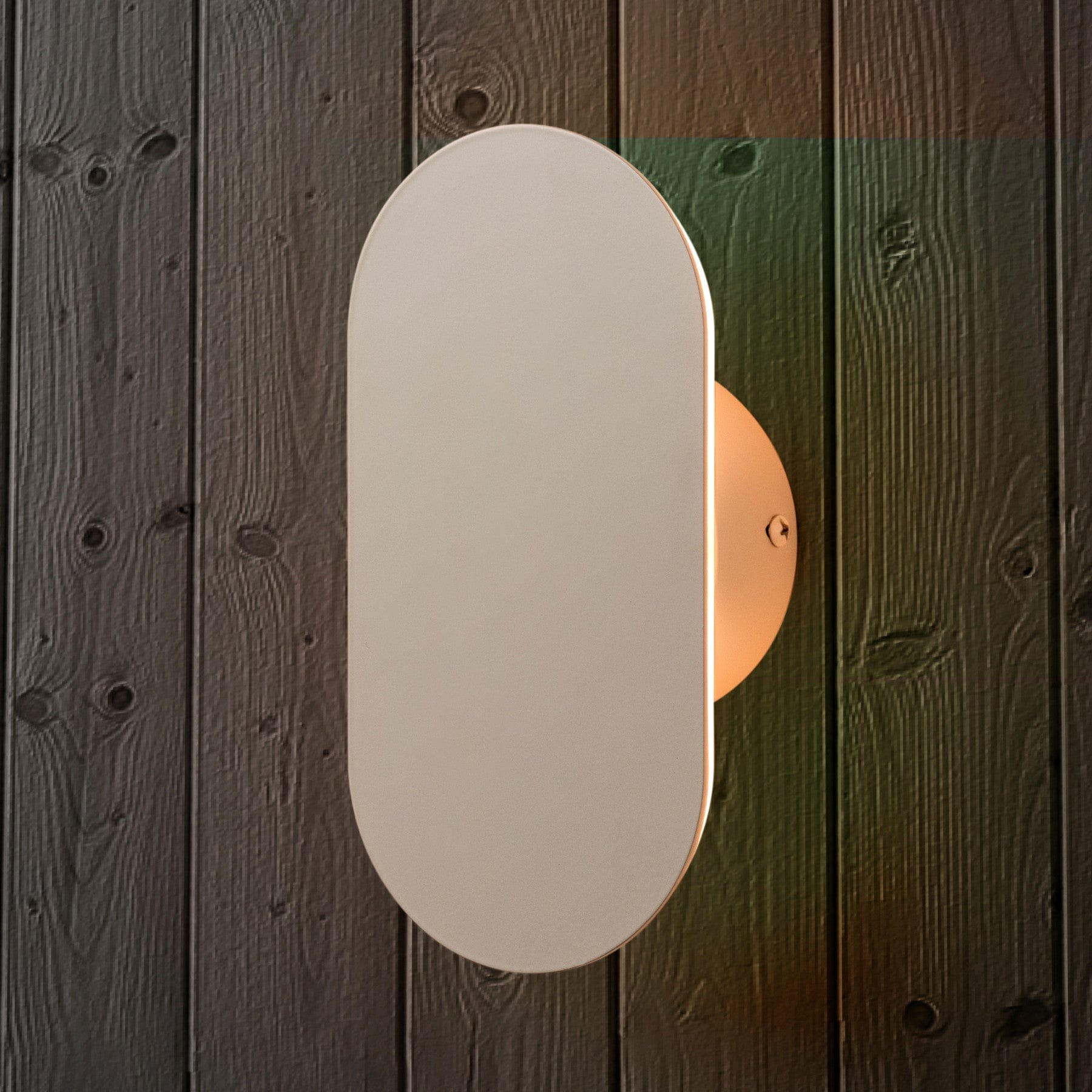 Mini diffuser wall light