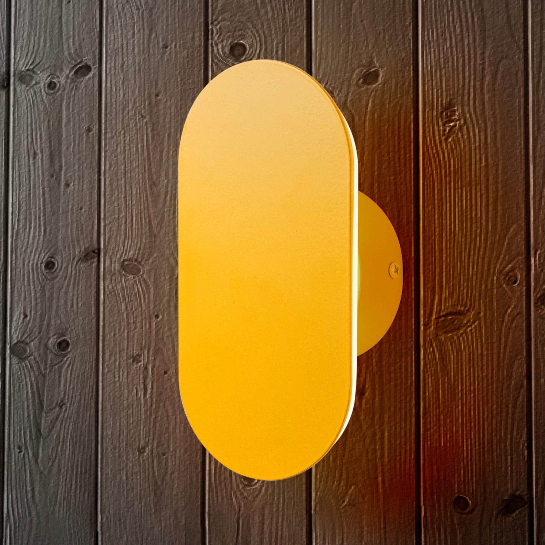 Mini diffuser wall light