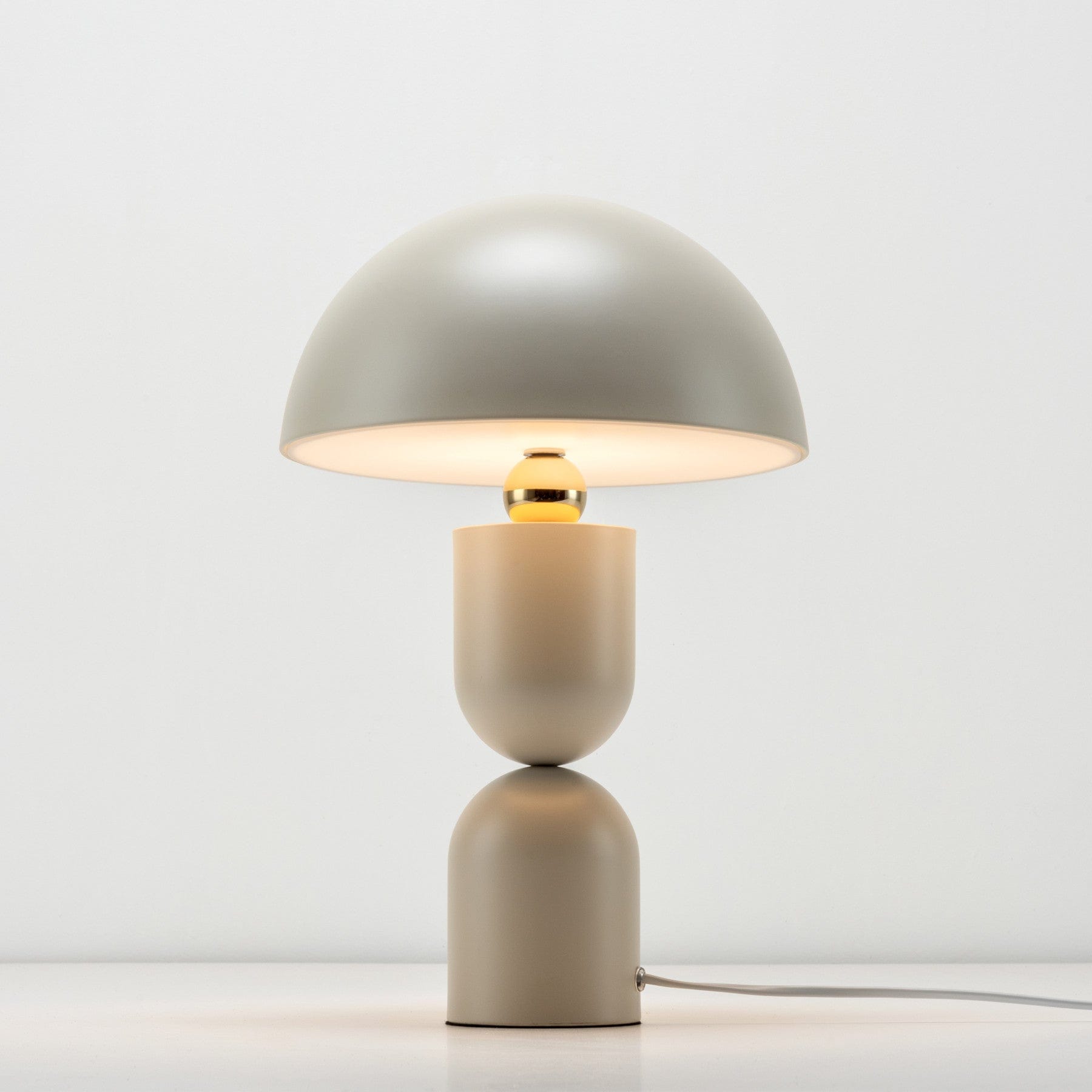 Dome mushroom table lamp