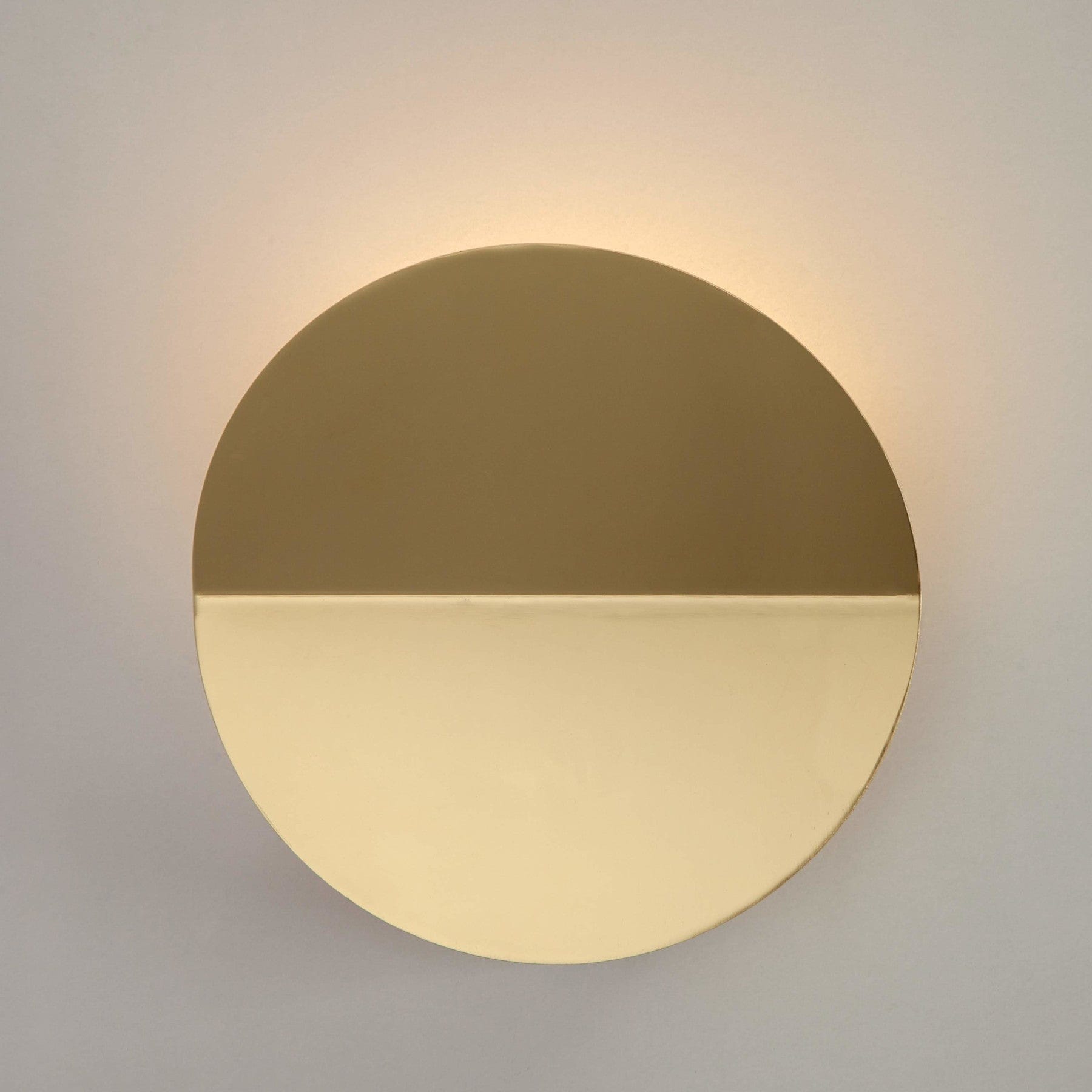 Diffuser round wall light