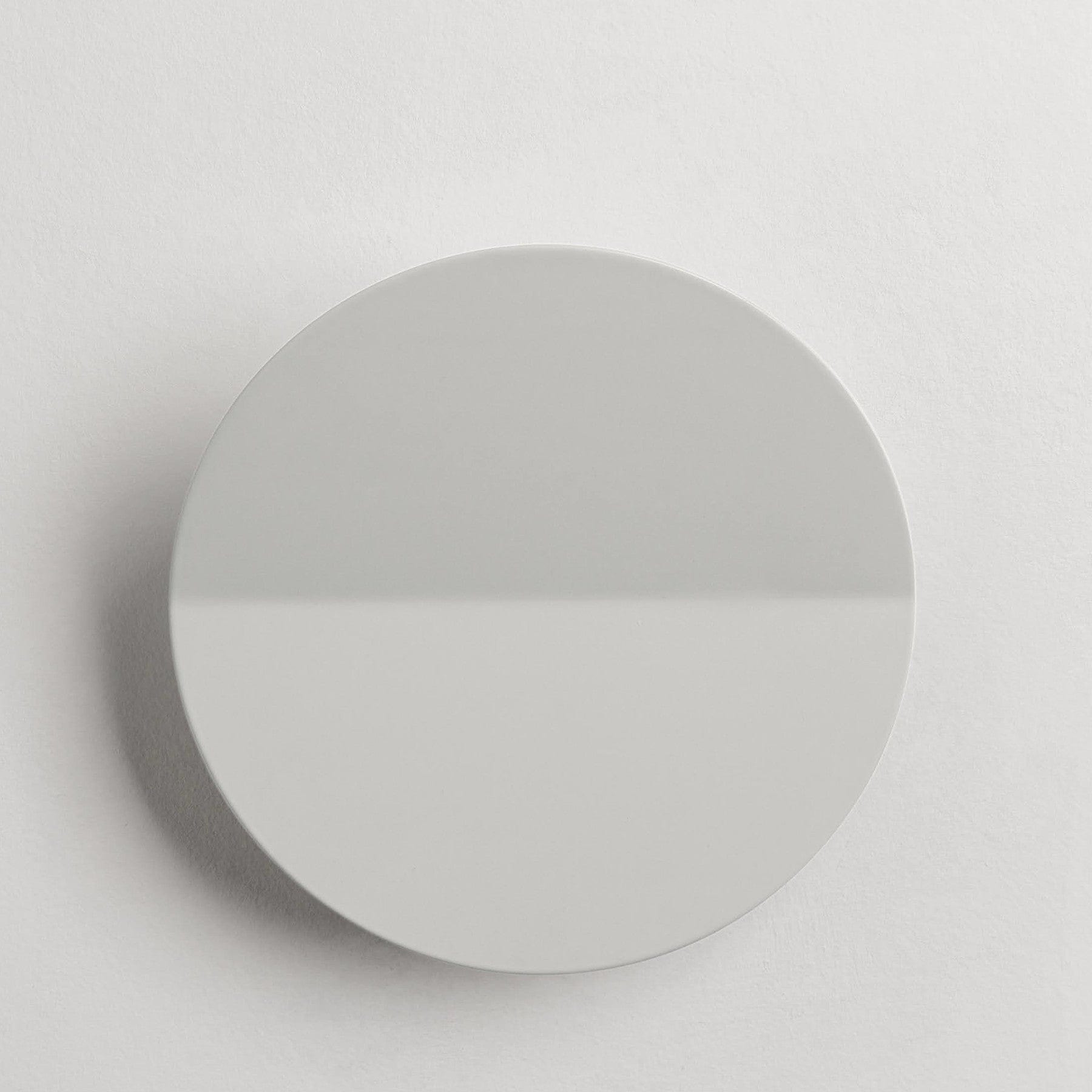 Diffuser round wall light