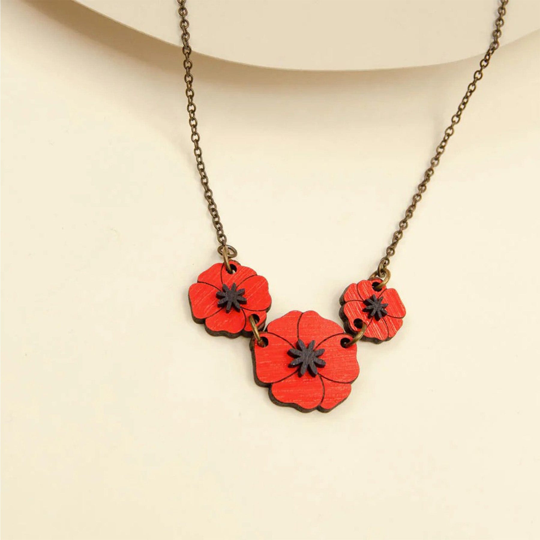 Three little poppies necklace